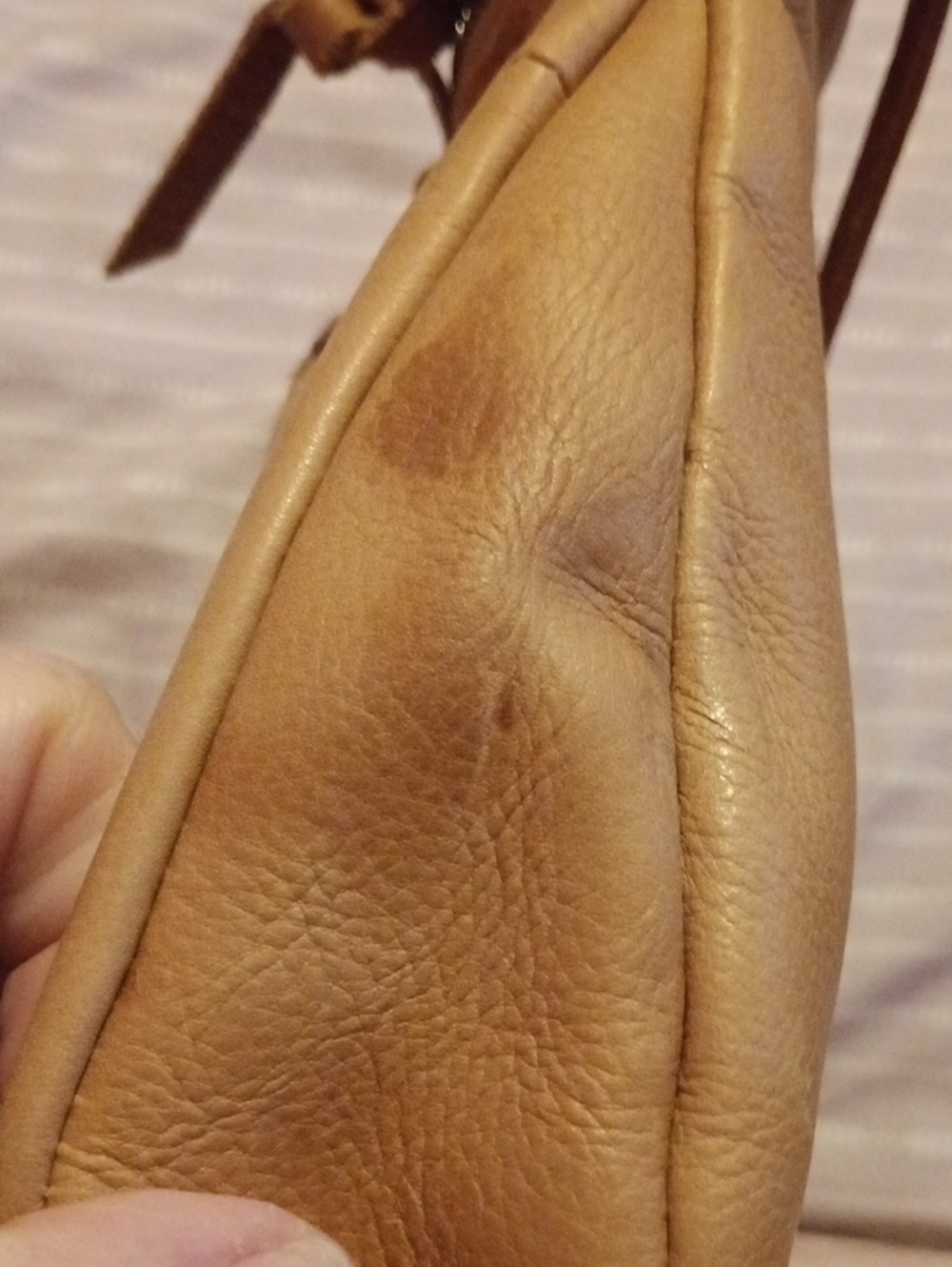 Fossil Boho Women’s Floral Accent Crossbody Bag in Tan - Picture 7 of 7